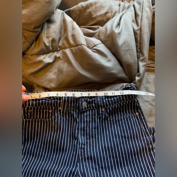Levis’s Wedgie Straight Striped Jeans - Picture 4 of 5